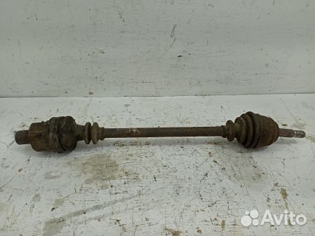 Привод передний правый