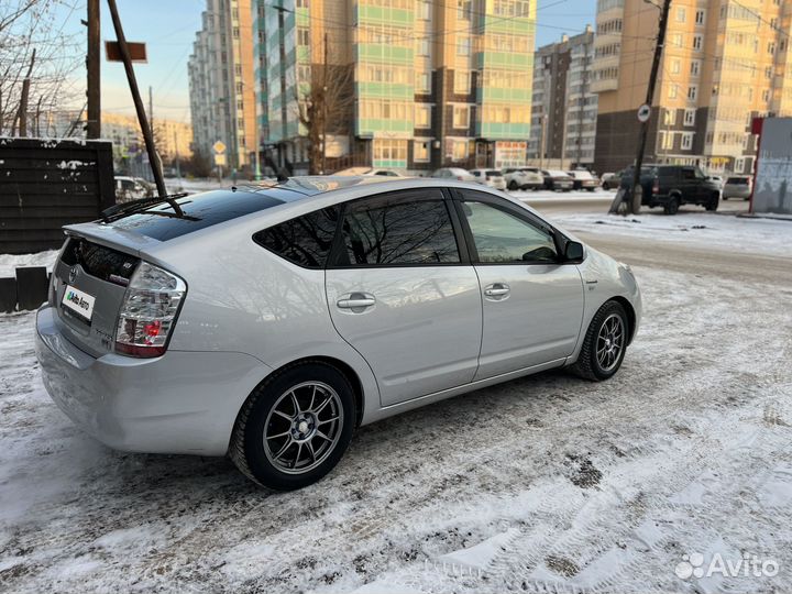 Toyota Prius 1.5 CVT, 2011, 166 000 км