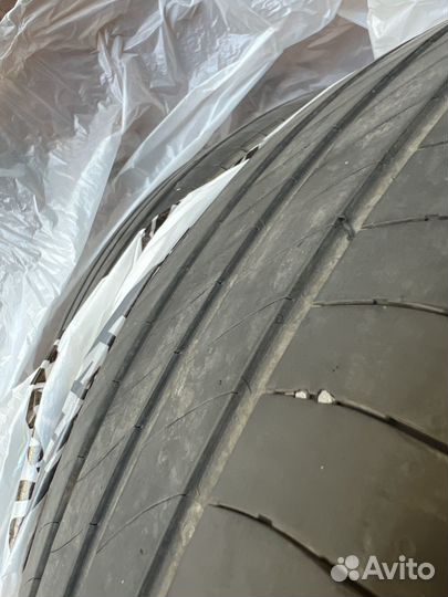 Michelin Primacy 4 215/65 R17