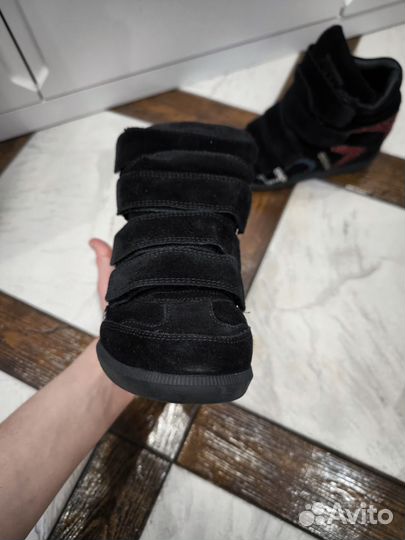 Сникерсы John Richmond