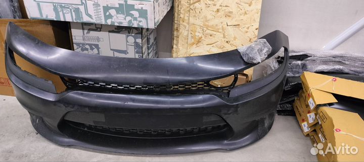 Передний бампер Dodge Charger 2015+