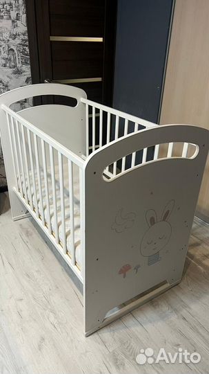 Детская кроватка