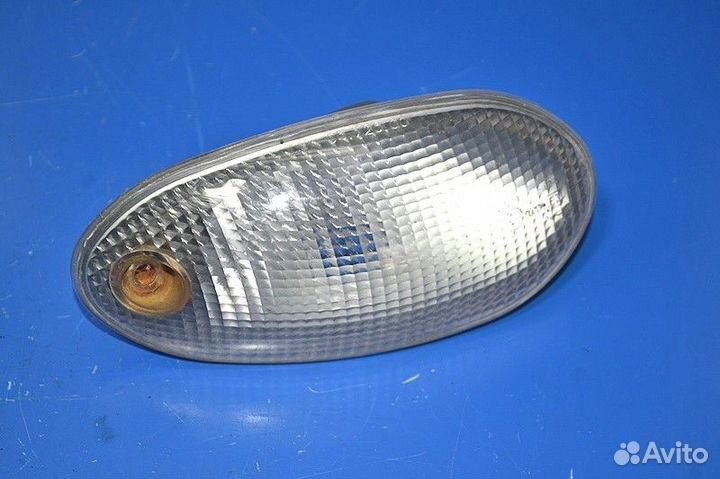 Салонный осветитель iveco Stralis (01.02)