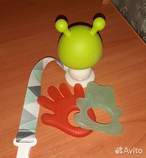 Погремушки, прорезыватели