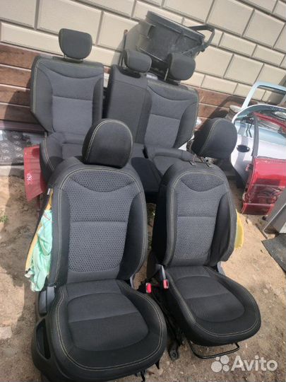 Комплект сидений Kia Soul хэтчбек 1.6 G4FG 2014