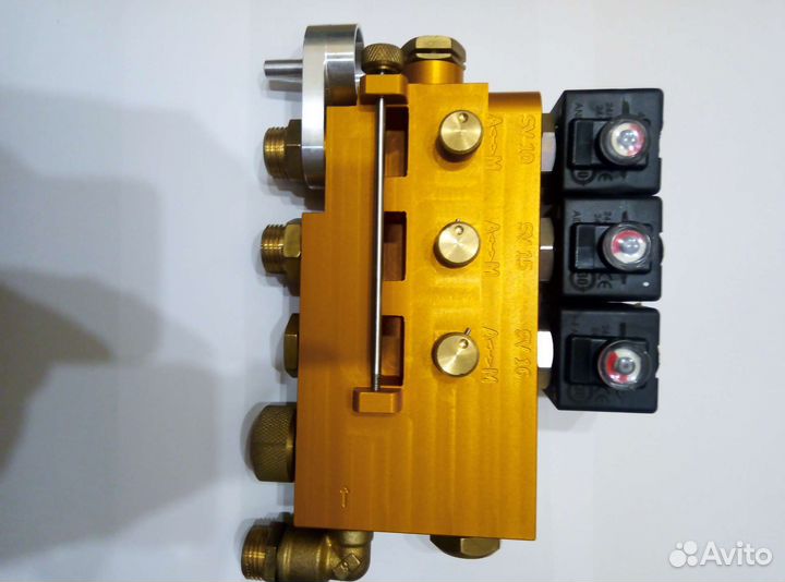 Блок клапанов 1765927 для сепаратора Alfa Laval