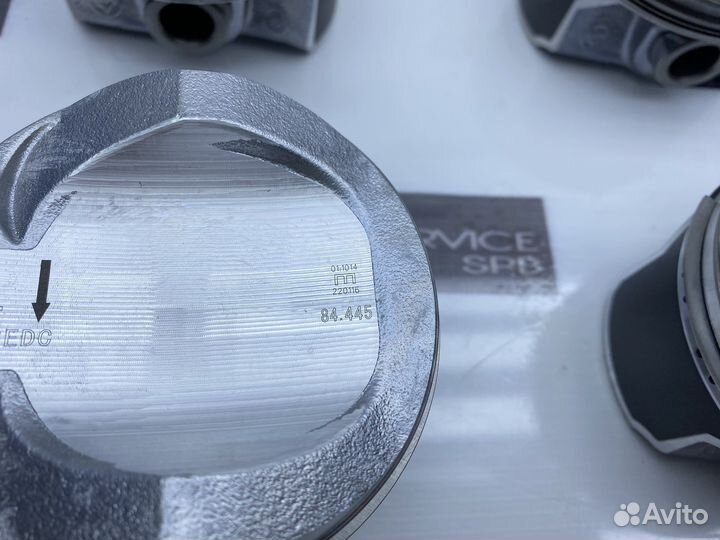 Комплект новых поршней VW VAG 3.0 Tfsi CRE