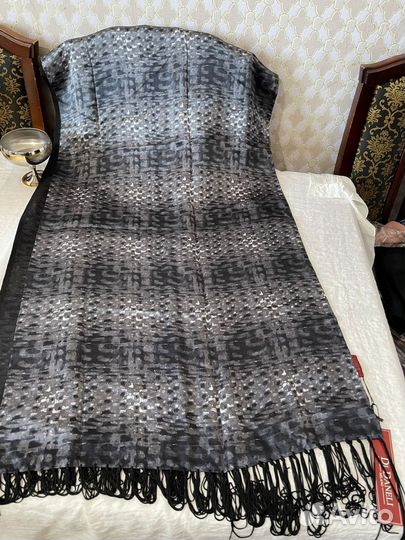 Шарфы и палантины