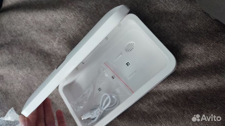 Уф стерилизатор с функцией беспроводной зарядки