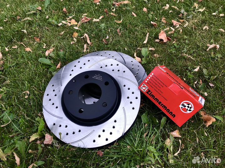 Тормозные диски с перфорацией и слотами