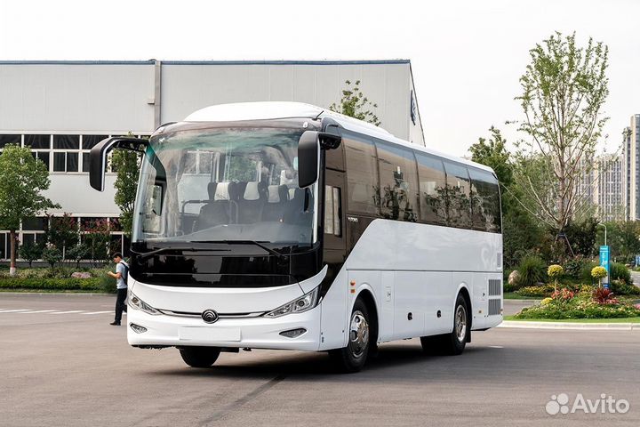 Туристический автобус Yutong ZK6947H (С9), 2024