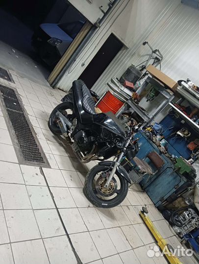 Suzuki rf400r