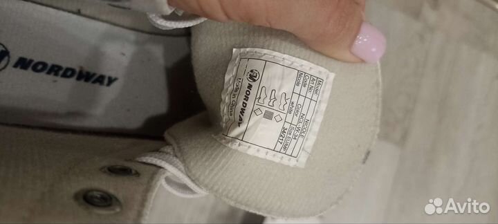 Коньки фигурные р 34