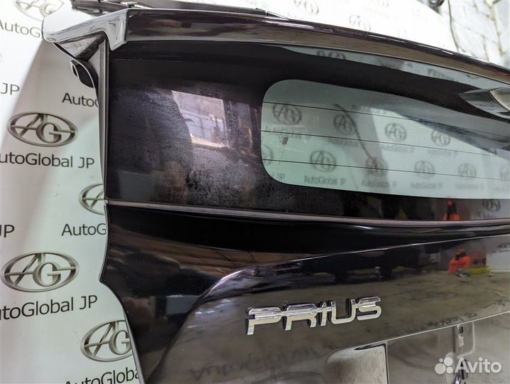 Крышка багажника Toyota Prius