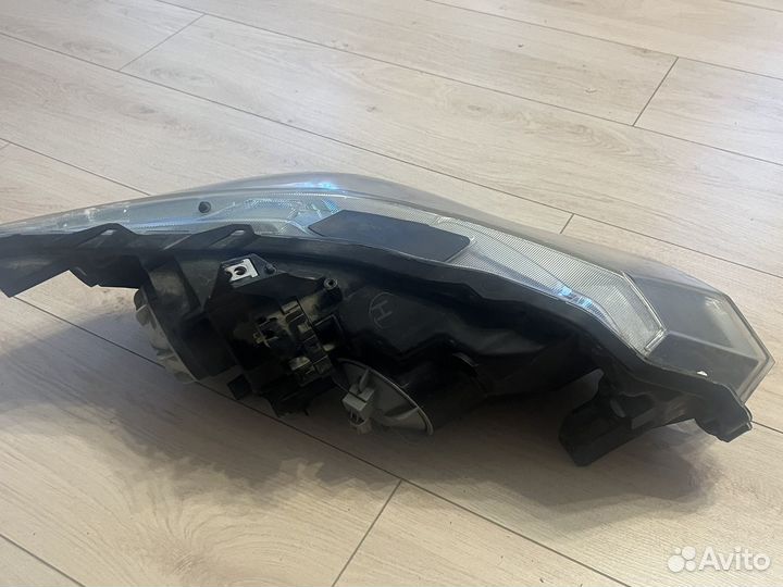 Фара передняя левая Honda Insight 2009 ZE2 LDA