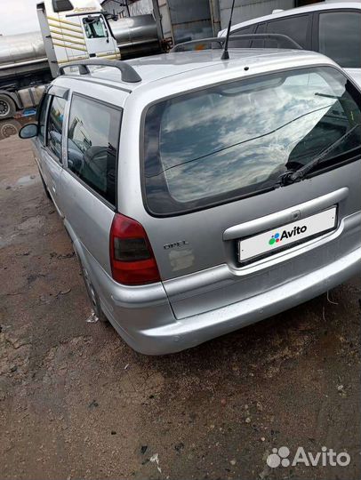 Opel Vectra 1.6 МТ, 2000, 258 000 км