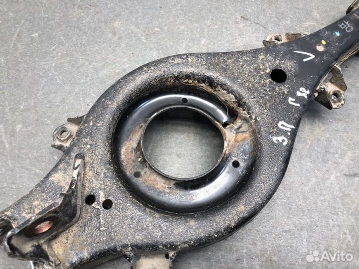 Рычаг подвески нижний задний правый Hyundai