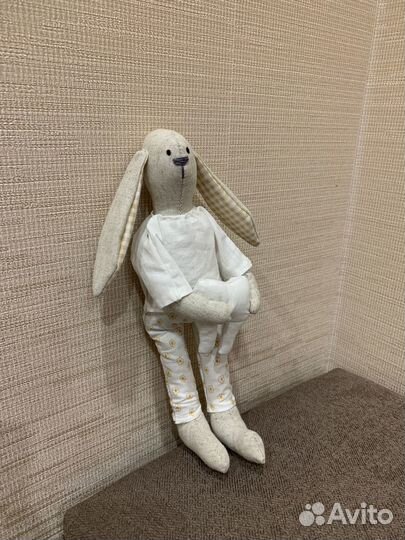 Мягкая игрушка зайка