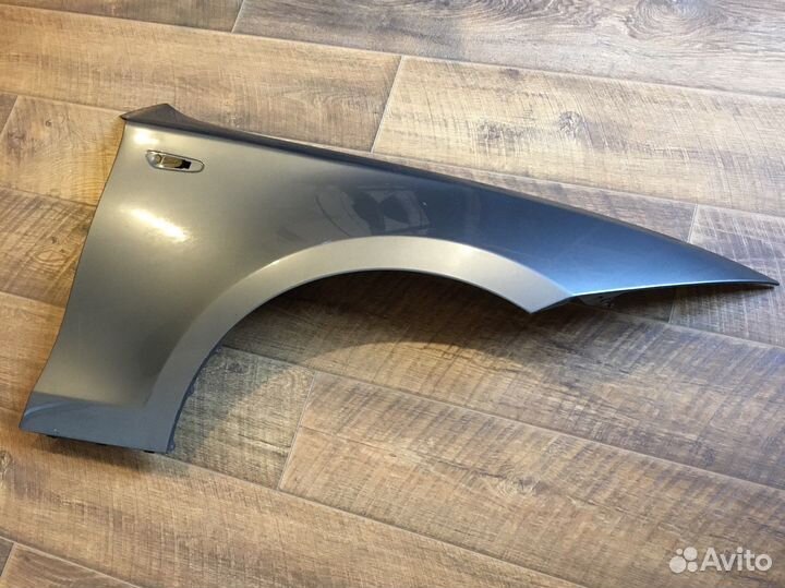 Крыло переднее правое BMW E87