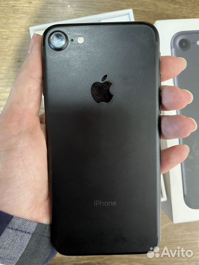 iPhone 7, 128 ГБ