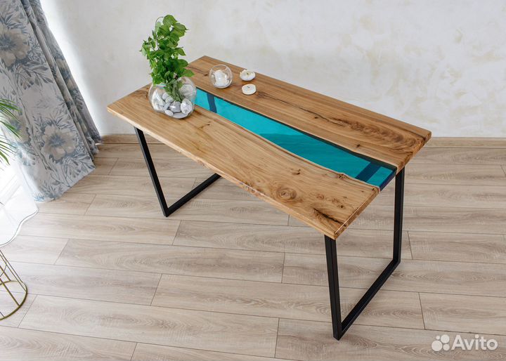 Стол из слэба и эпоксидной смолы «Река» 1,4 м