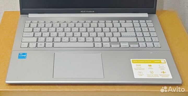 Новый Asus Vivobook15/Core i3-N305/8/256