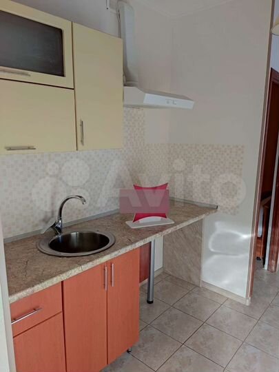 2-к. квартира, 45 м², 1/3 эт.