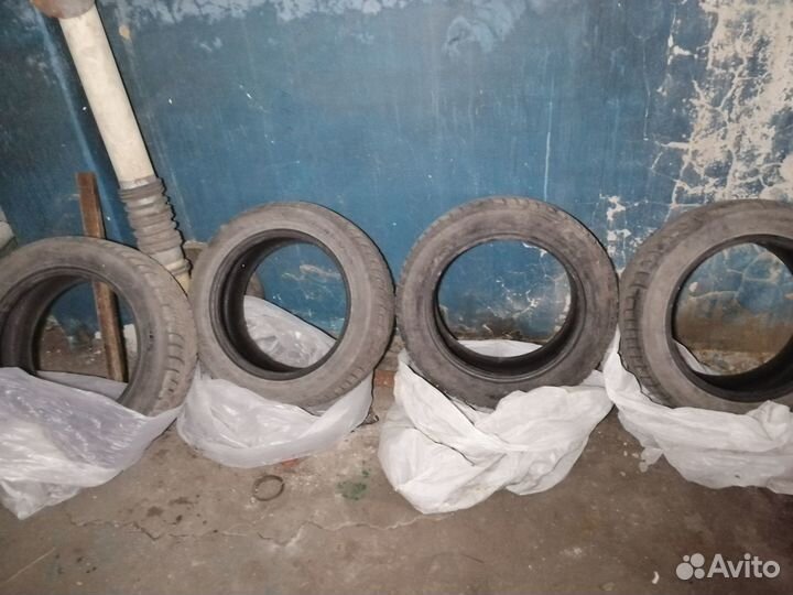 Hankook Winter I'Pike 225/55 R17