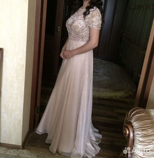 Платье вечернее