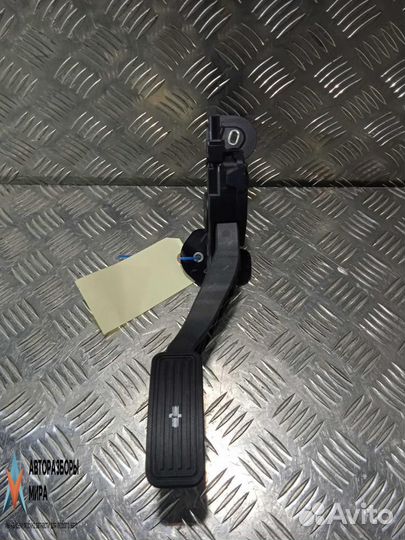 Педаль Tesla Model X 2019 6PV933370-17