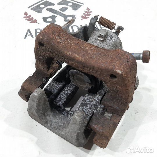 Суппорт тормозной задний правый Peugeot Partner L1