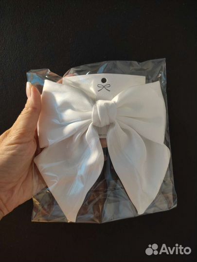 Бант на заколке