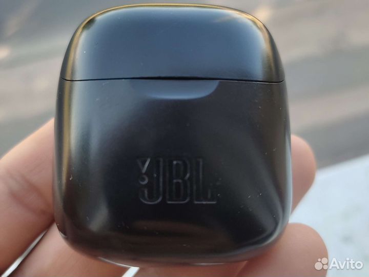 Беспроводные наушники jbl tune 225 tws