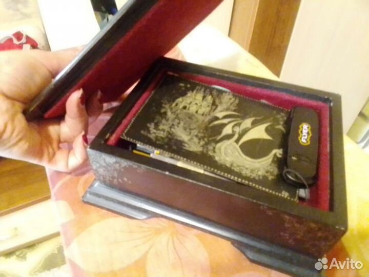 Шкатулка для украшений дерево