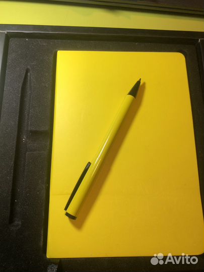 Подарочный набор блакнот и ручка ярко-желтые