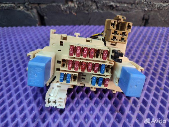 Блок предохранителей Nissan X-Trail NT31-000480