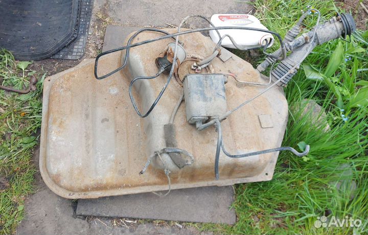 Топливный бак Ford Scorpio 2