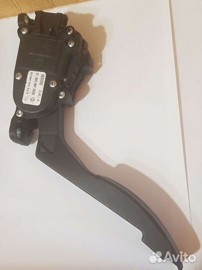Педаль газа Renault 8200386506d