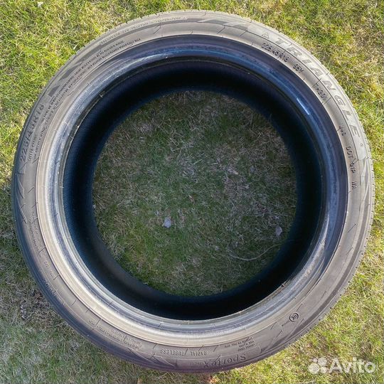 Triangle Sports TH201 225/45 R18 95Y