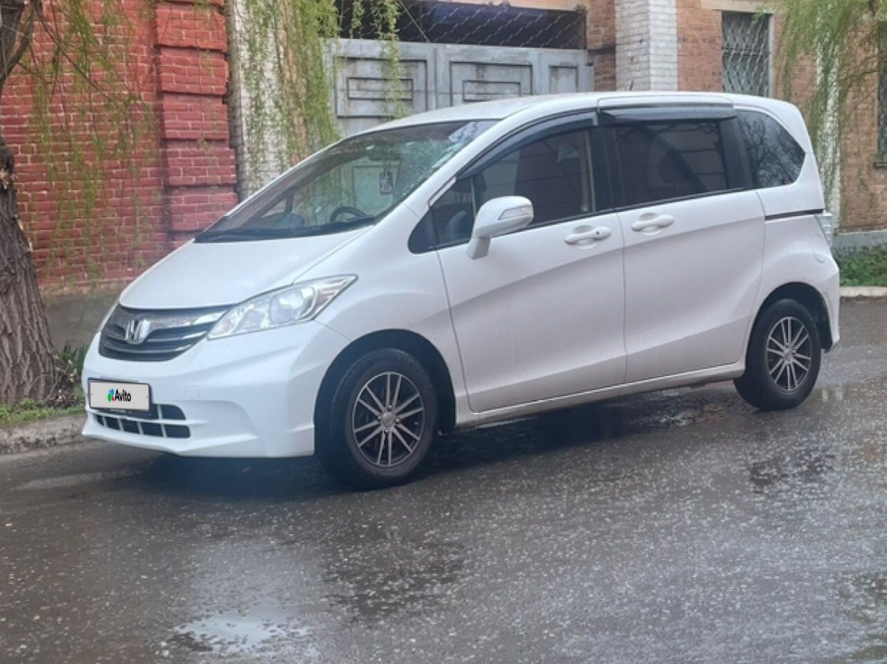 Honda Freed: фото владельца