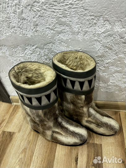 Унты женские светлые