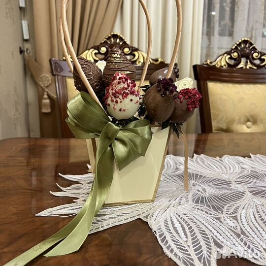 Дизайнерские подарочные пакеты