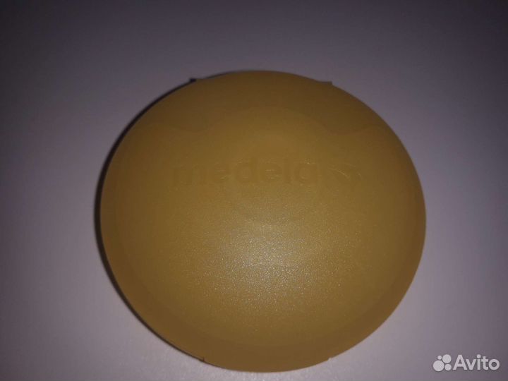 Накладки на грудь medela