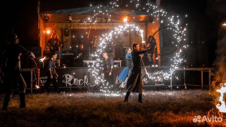 Огненное, пиротехническое и световое шоу, фаер-шоу