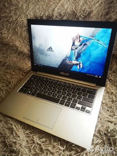 Шикарный Asus Zenbook Core i3 \ 6Gb \ SSD диск
