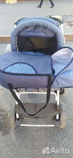 Прогулочная коляска с переноской