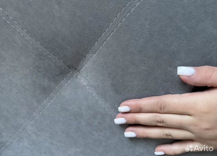 Диван он фабрики-производителя новый