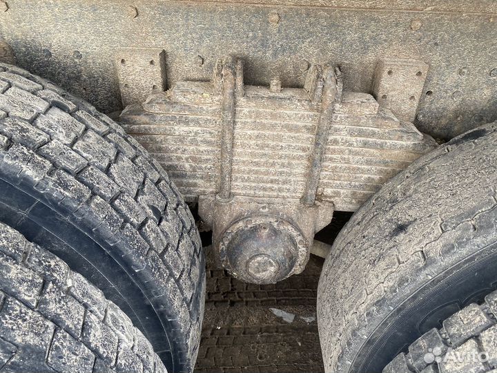 Shacman (Shaanxi) SX3255DR384, 2011