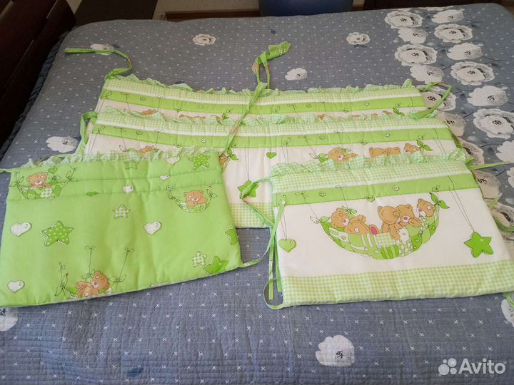 Бортики в детскую кроватку с балдахином