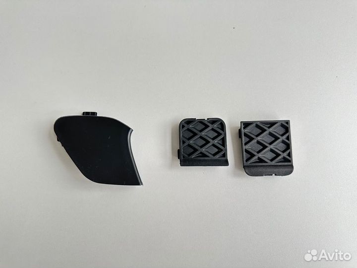 Заглушка бампера Форд Фокус 3